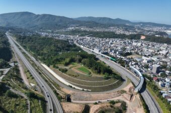 北海道横断自動車道　余市小樽地区施工管理業務